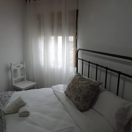 Cazorla Centro|Comodo Apartamento De 2 Dormitorios Apartament Cazorla
